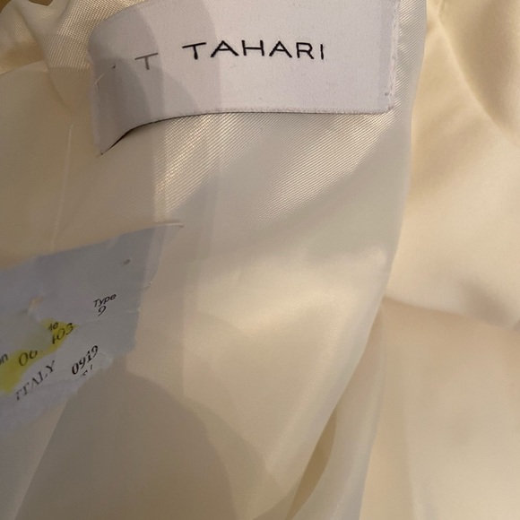 Tahari Winter White Snap Front Jacket - Picture 5 of 6